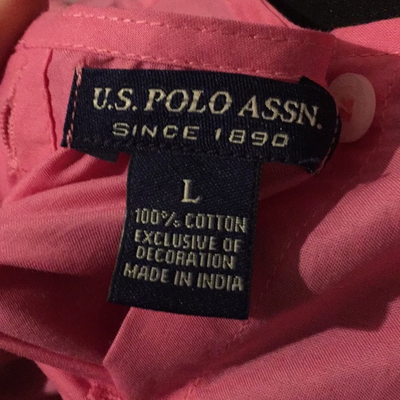 Clothes - Picture 3 of 6